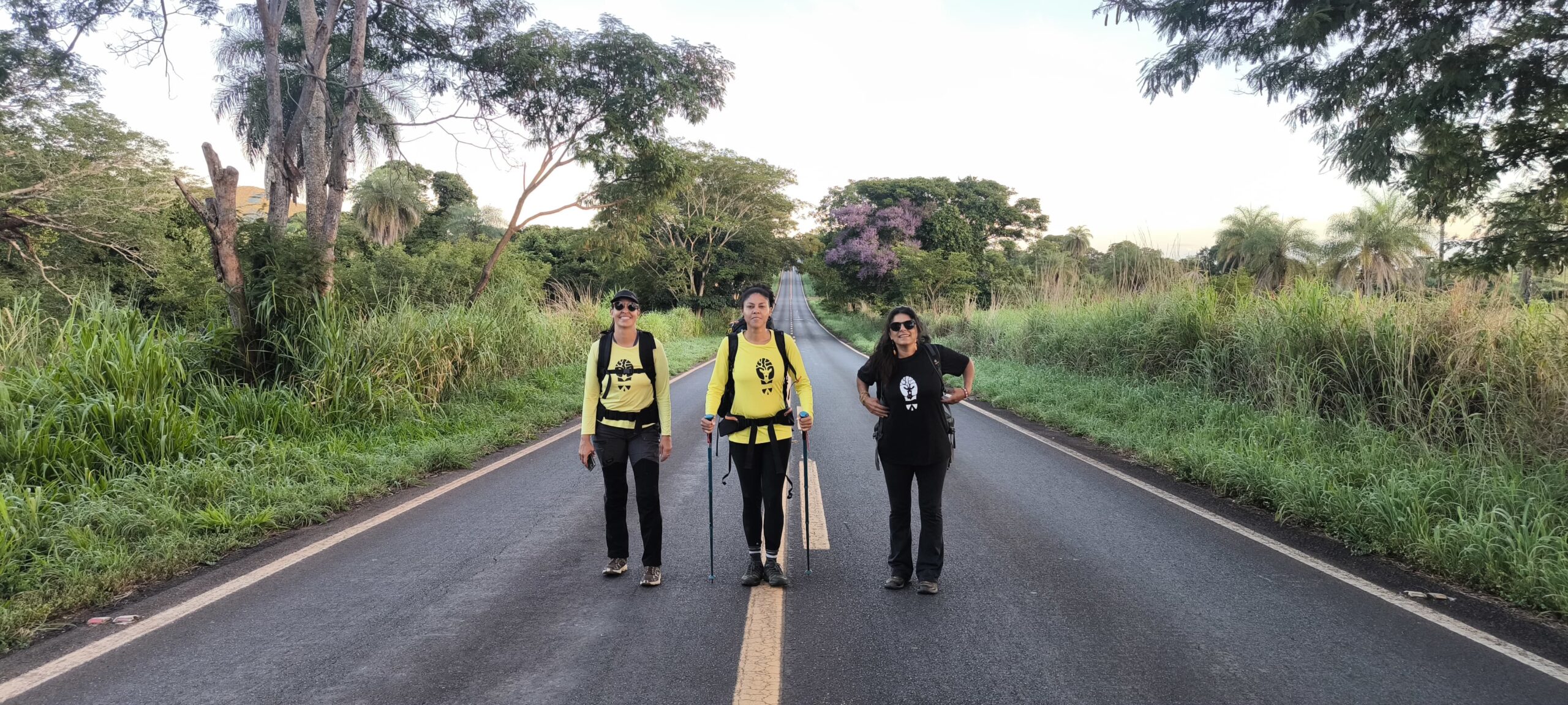 Mulheres Trilheiras Pioneirismo feminino no Caminho dos Veadeiros é jornada de superação e conexão com o Cerrado